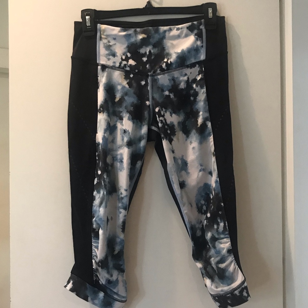 Lululemon Crop Leggings Size 4
